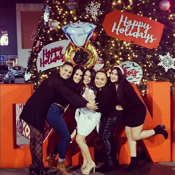 Meet your Posher, Ana - Picture 4 of 6